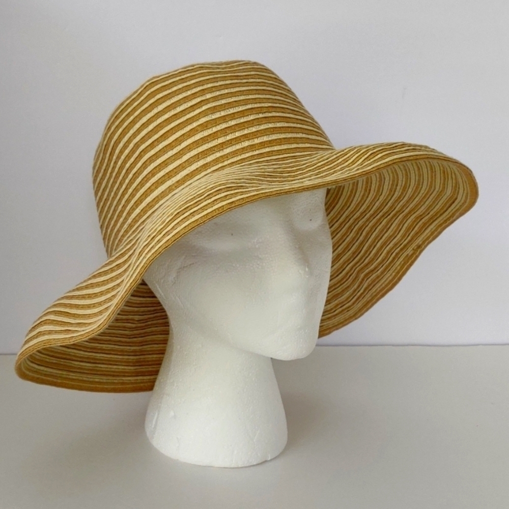 Magid woman's tan floppy hat